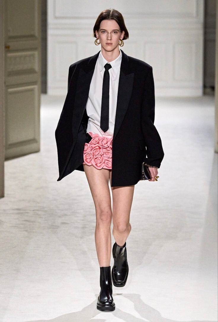 Valentino, осень 2023