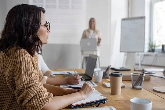    Россияне отказались считать трудоголизм болезнью