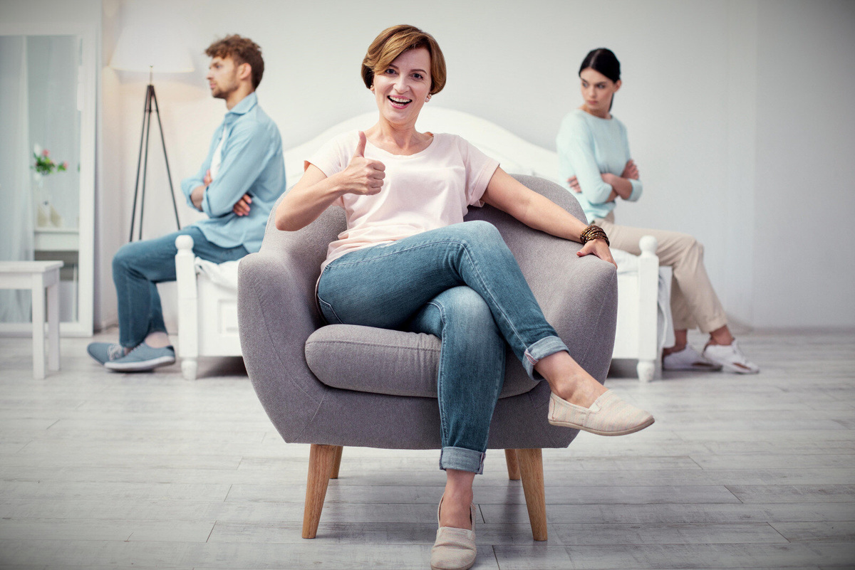     Все мужчины боятся этих тёщ: 4 знака зодиака, которые станут напастью для зятя