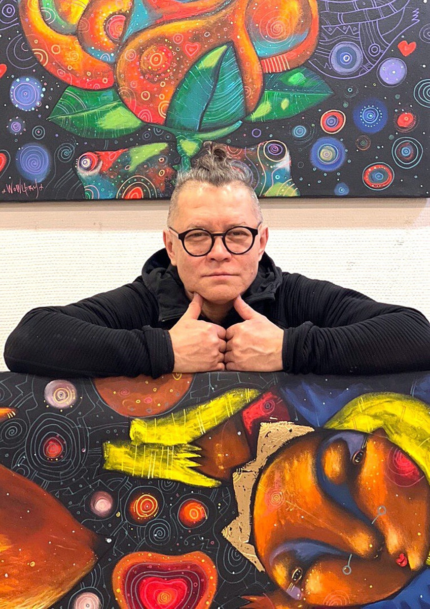 Раскраску «Река жизни» размером в шесть тысяч квадратных метров раскрашивала вся страна. Фото из личного архива Валерия ИВАНОВА