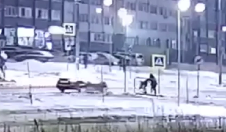    Фото: скрин видео с камеры уличного наблюдения.