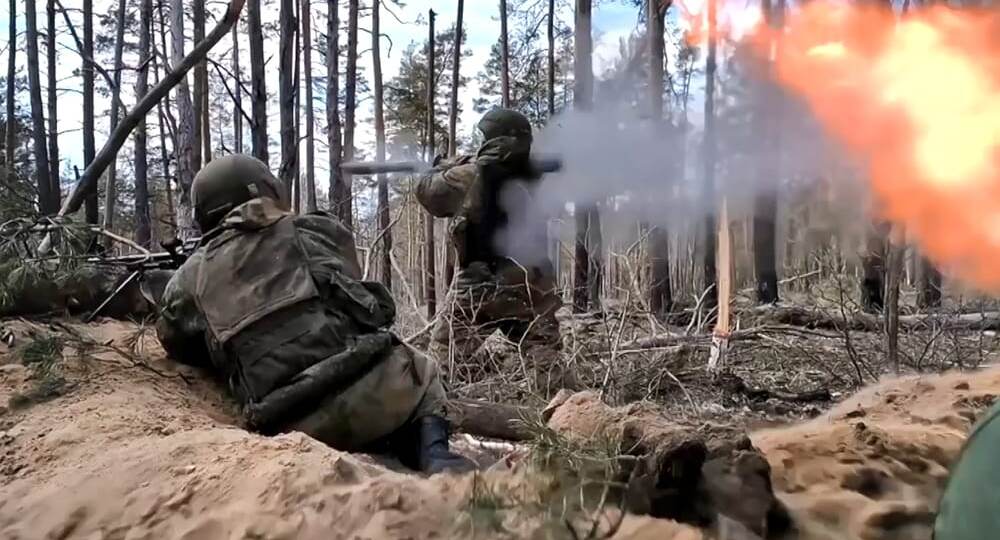 ПРО РОДНЮ ВОЮЮЩУЮ