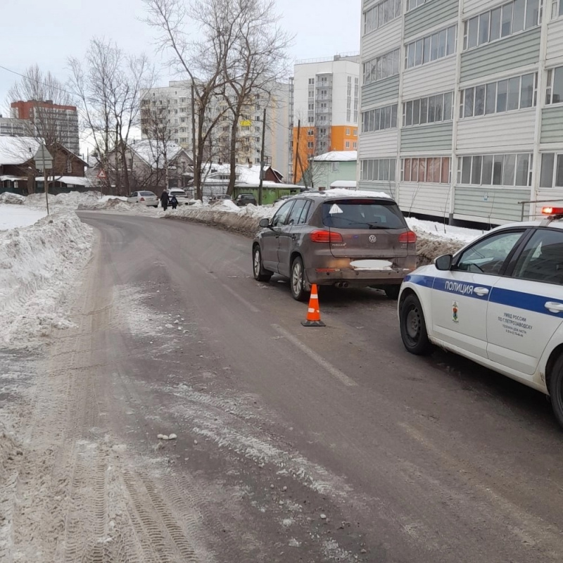    Иномарка сбила 8-летнюю девочку в ПетрозаводскеГАИ Петрозаводска