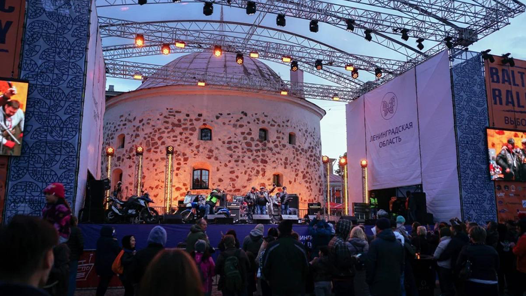 Бесплатный фестиваль «Выборгское время» в Выборге в 2022 году. (Источник: vbglenobl.ru)