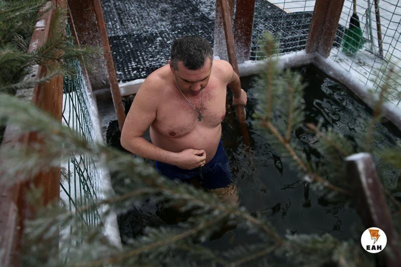    ЕАН. В этом году крещенские купания выпадают на выходные
