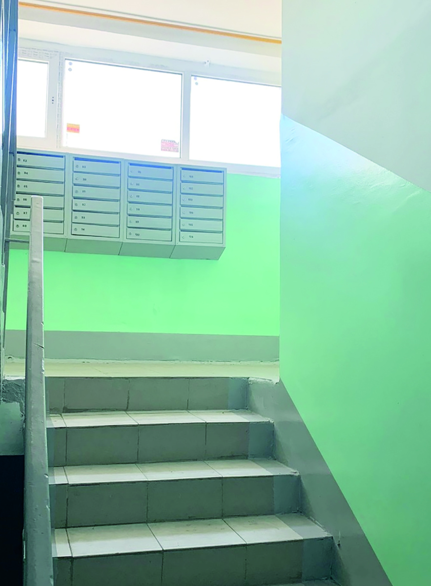 Отремонтированные подъезды в доме №46 на улице Коммунистической