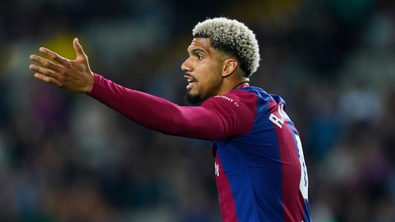    Защитник «Барселоны» Рональд Араухо. Global Look Press