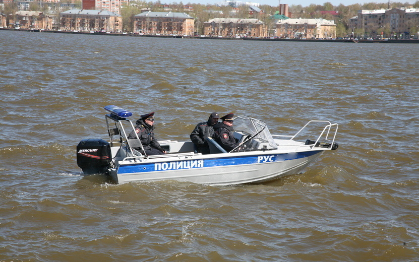   Пострадавший в столкновении с полицейской лодкой житель Удмуртии отсудил 150 тыс. рублей