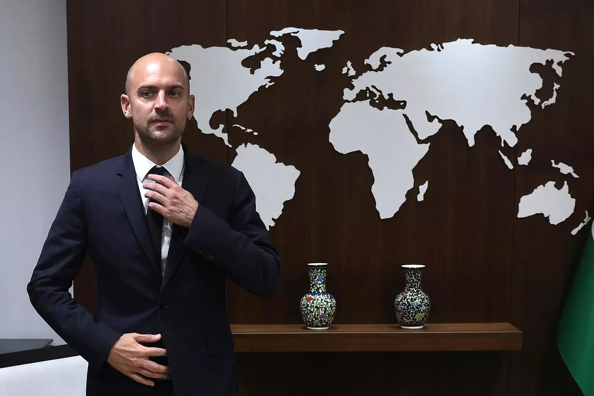 © AP Photo / Ahmad Gharabli / Pool