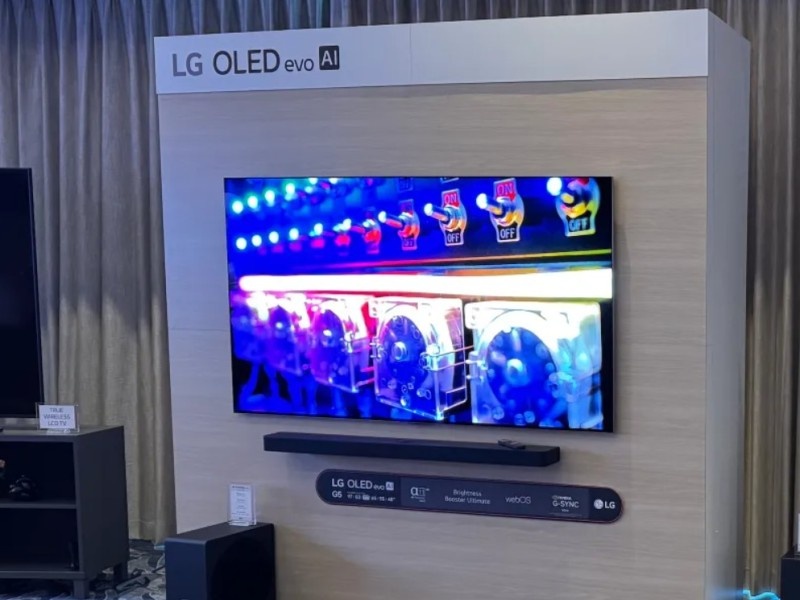    LG показала очень яркие OLED-дисплеи нового поколения