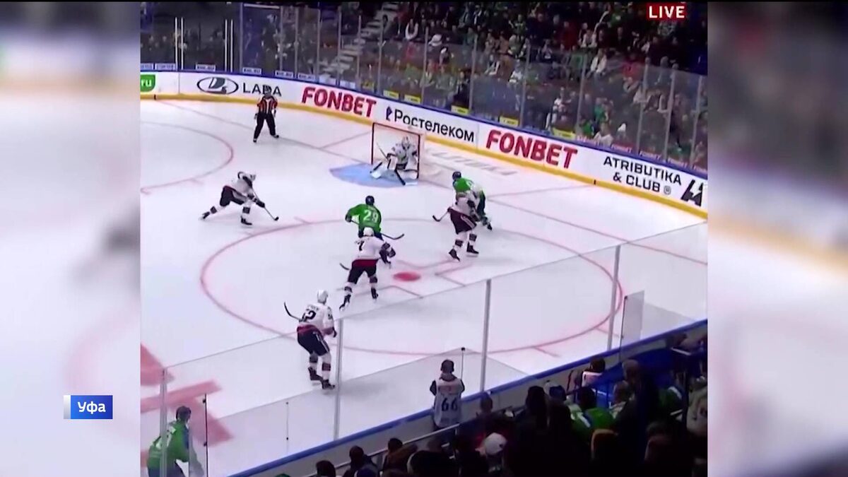    В Уфе ХК «Салават Юлаев» разгромил нижнекамский «Нефтехимик» со счетом 5:0