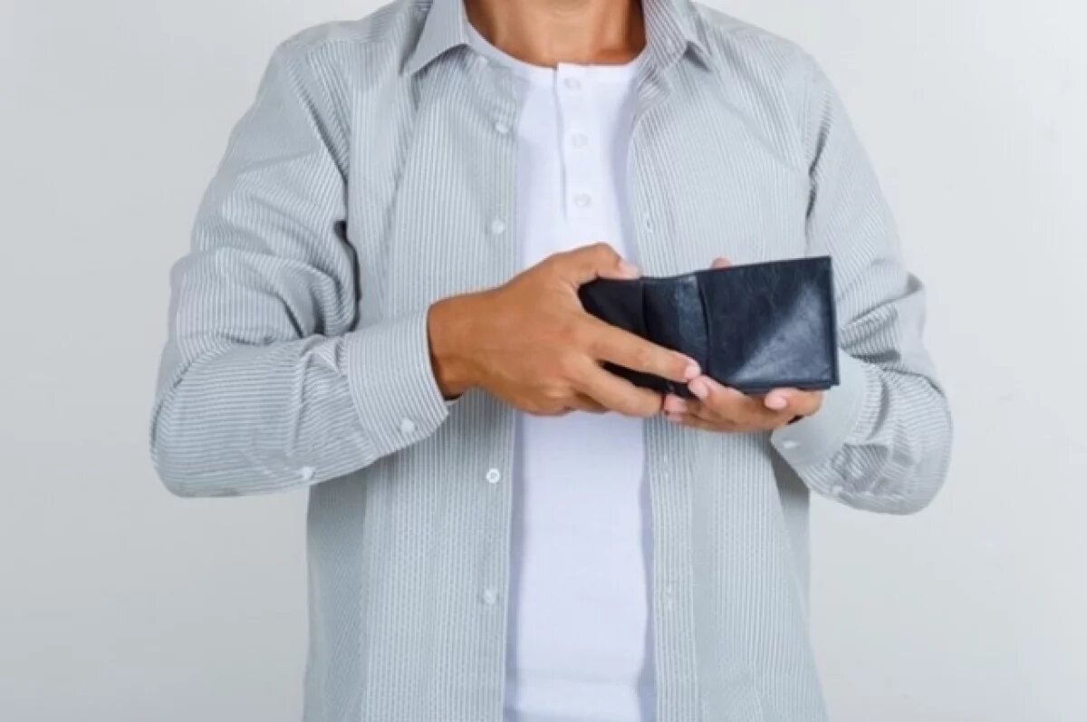    ВЦИОМ: средние траты россиян на Новый год побили исторический максимум