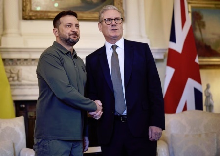    Стармер прибыл в Киев для подписания векового договора между Британией и Украиной
