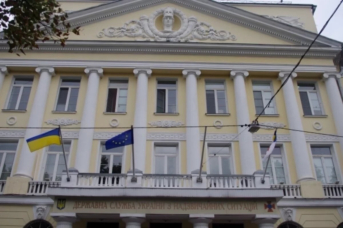    На Украине спасателей запугивают мобилизацией