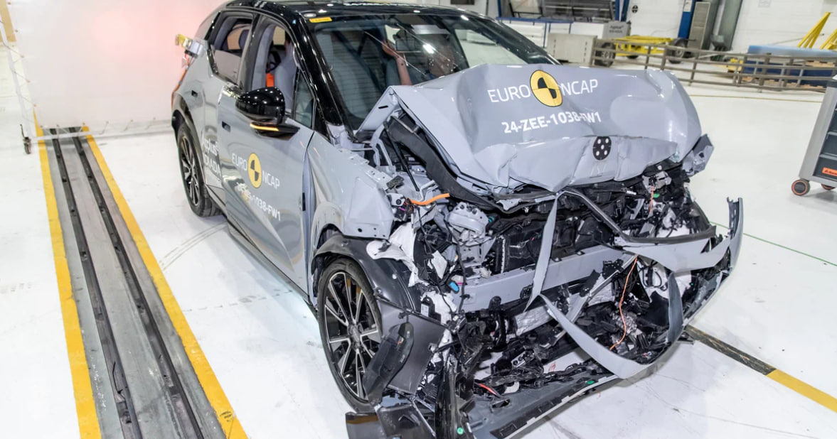 За защиту взрослых и несовершеннолетних пассажиров китайская «электричка» получила 91% и 90% соответственно.