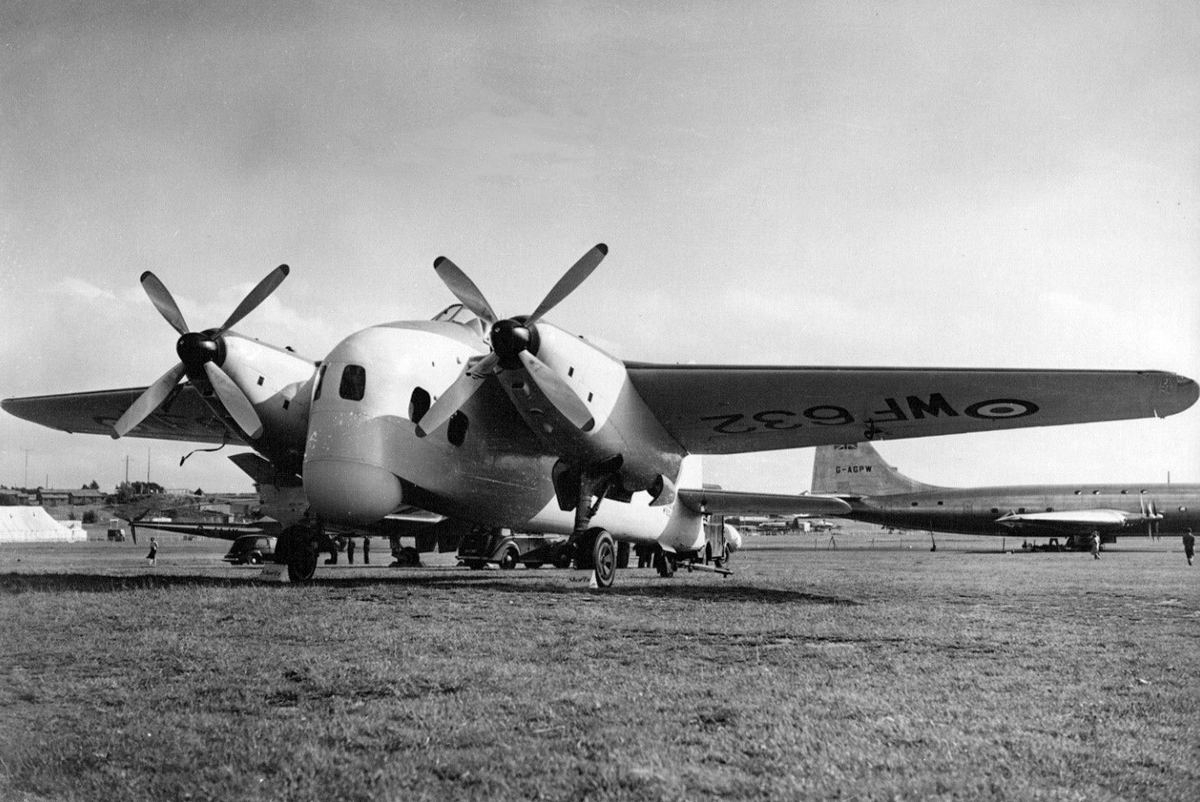 Яндекс Картинки.  SHORT STURGEON AND SB.3 (1946)