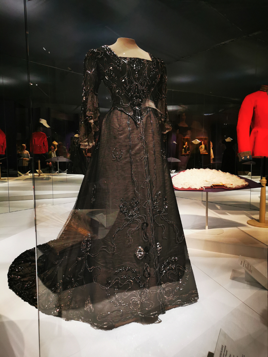 Бальное платье, принадлежало императрице Александре Фёдоровне
