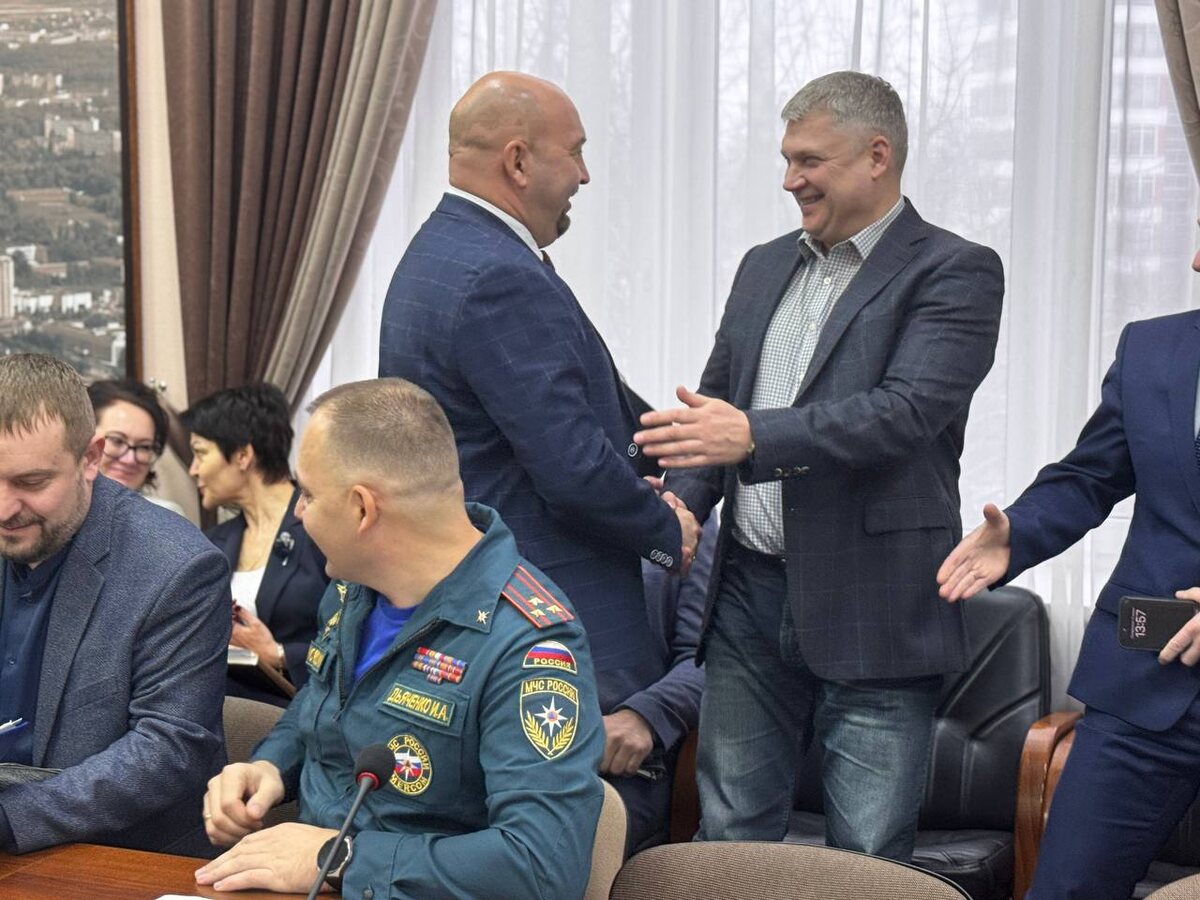 В администрации Пахоменко встретили радушно