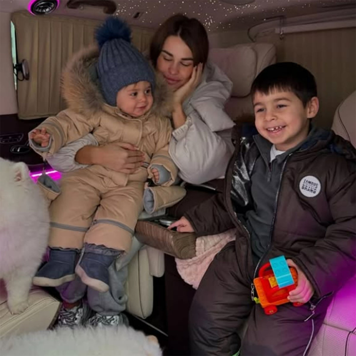 Ира Пинчук с двумя сыновьями. Фото: соцсети Иры Пинчук