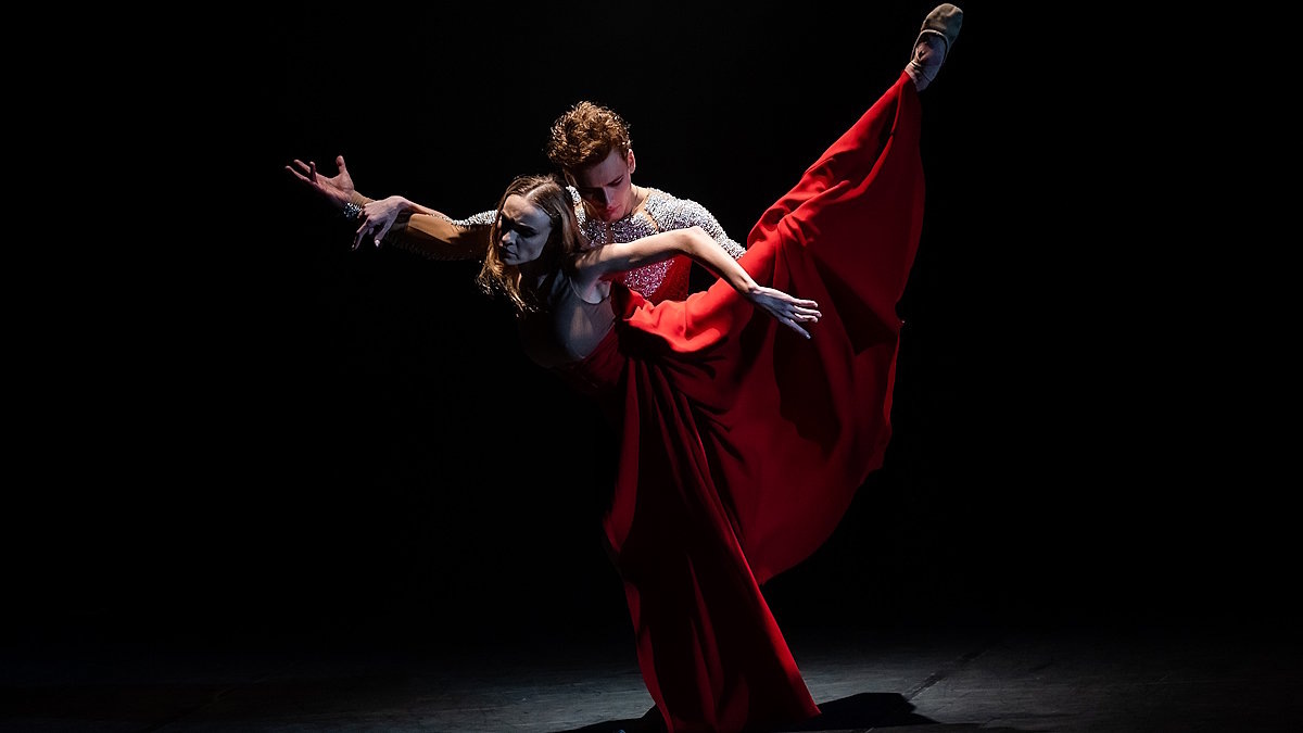     Танцоры Ильдар Гайнутдинов и Ольга Марченкова Мария Демушина
Ильдар Гайнутдинов и Ольга МарченковаPR&PROMO