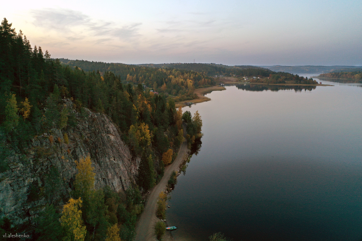 Дорогая вдоль Змеиной горы.