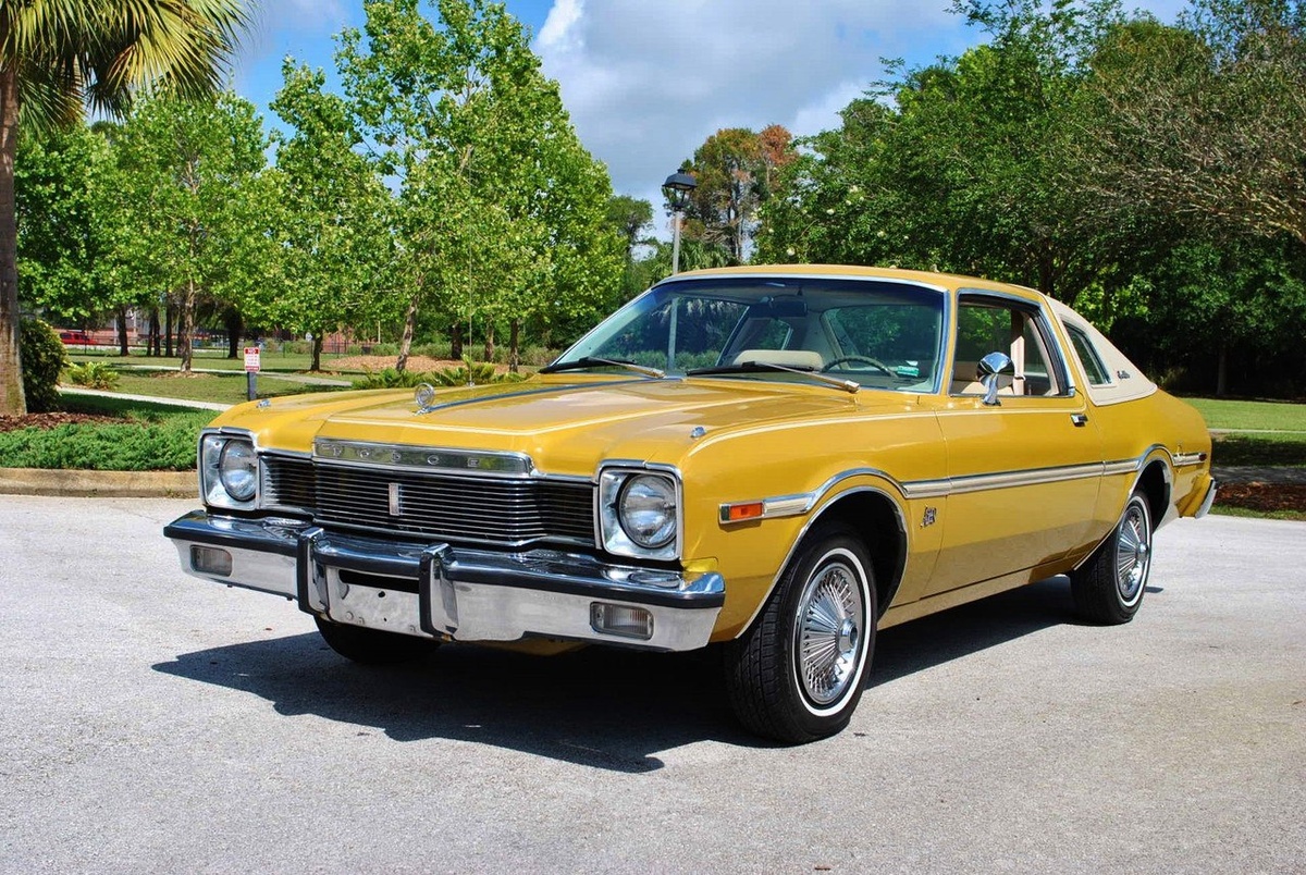 Dodge Aspen SE Coupe (1976)