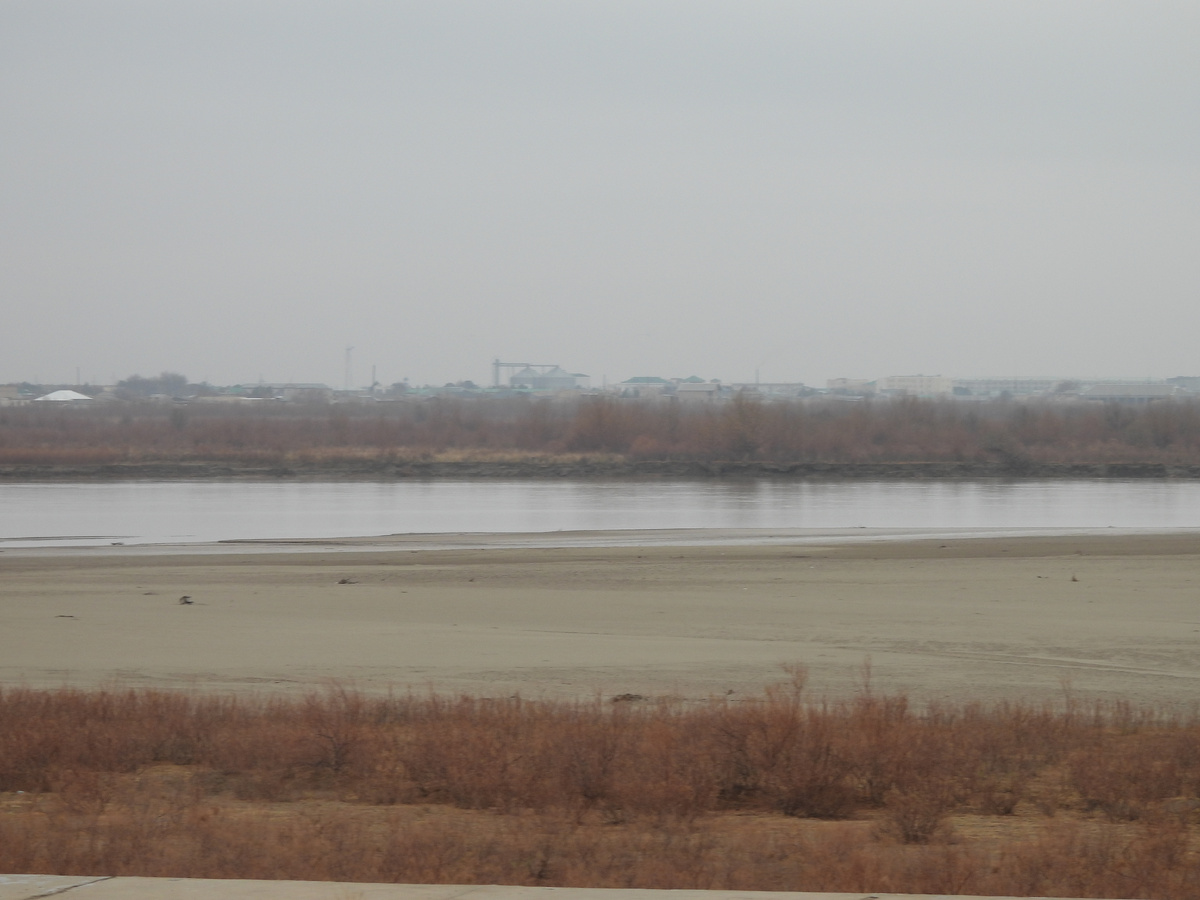 Амударья сильно обмелела