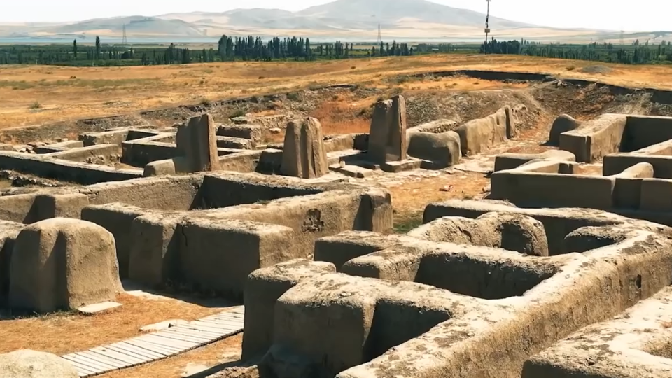    Скриншот видео