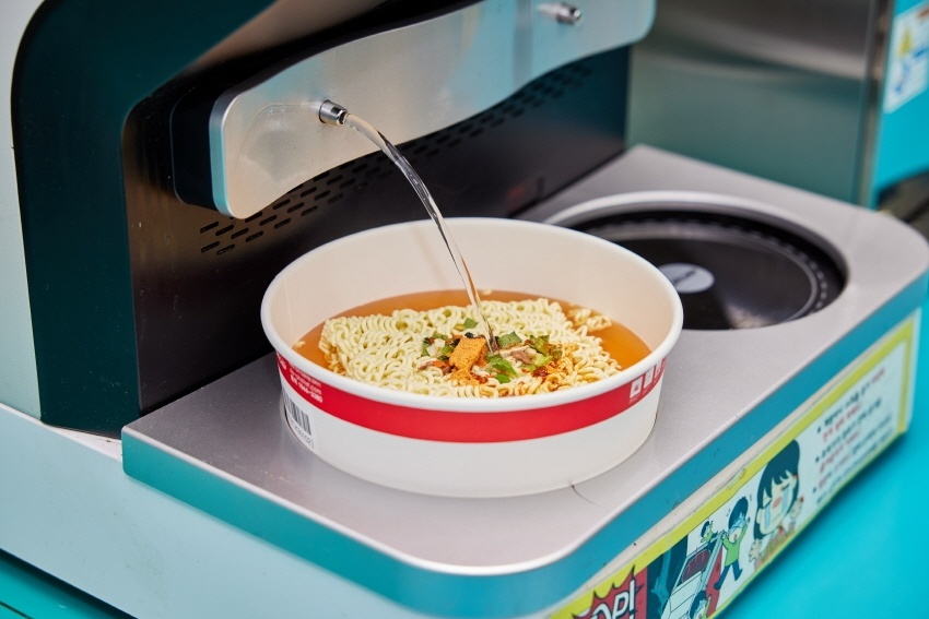 Автомат для приготовления лапши. Источник: visitkorea