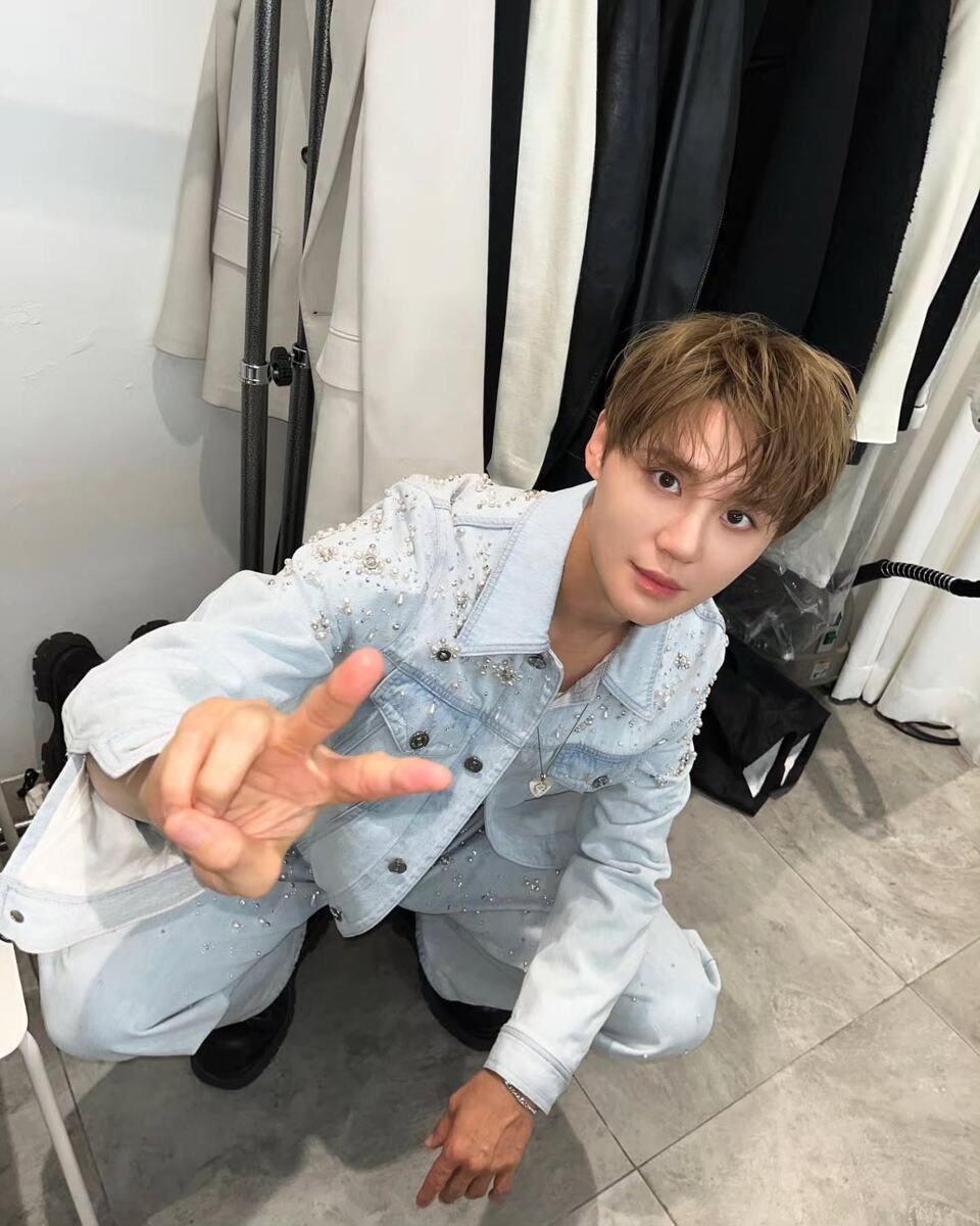    Ким ДжунсуСоцсети