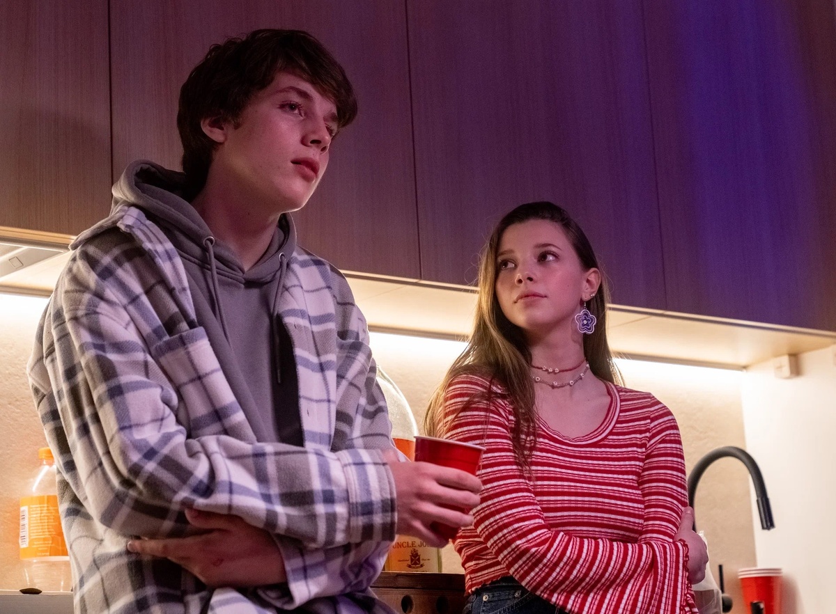 Кадр из сериала "Первый раз" (2024, реж. А.Мамыкин)