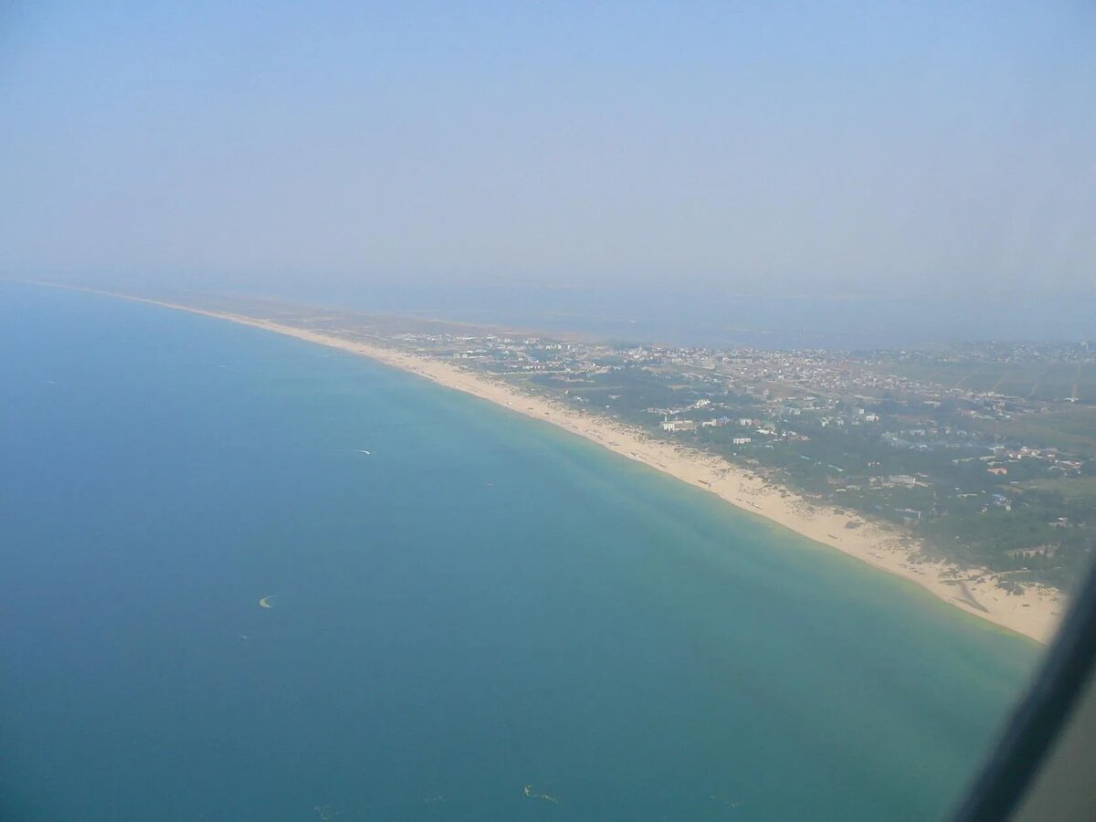 Какие золотые  пляжи были.