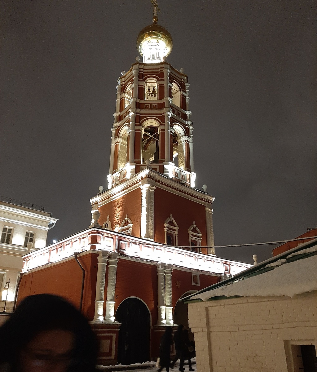 фото Надвратная колокольня