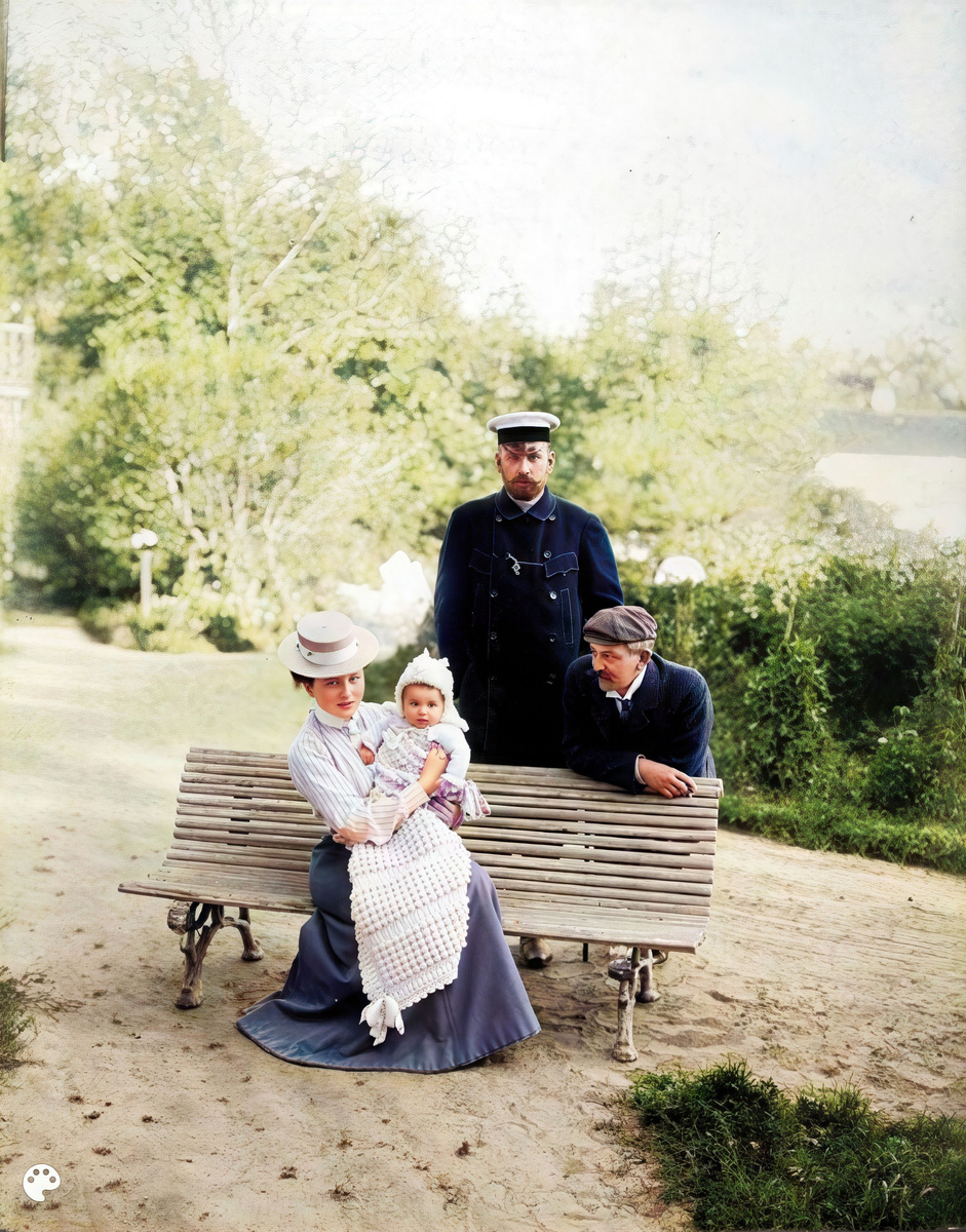 Окрестности Рыбинска. Петровское. Усадьба Михалковых. С.В. Михалков и Тучковы