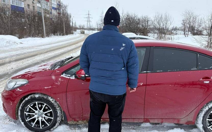    Водитель Kia сбил ребенка в Сарапуле и скрылся с места ДТП