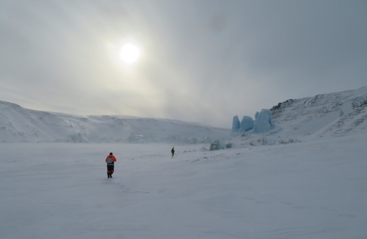 Создание системы фонового мониторинга многолетней мерзлоты. Фото: Никита Демидов, Александр Николаев, ААНИИ