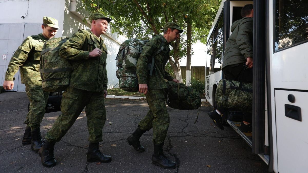     Мобилизованные граждане. Источник: ria.ru Автор фото: Виталий Тимкив