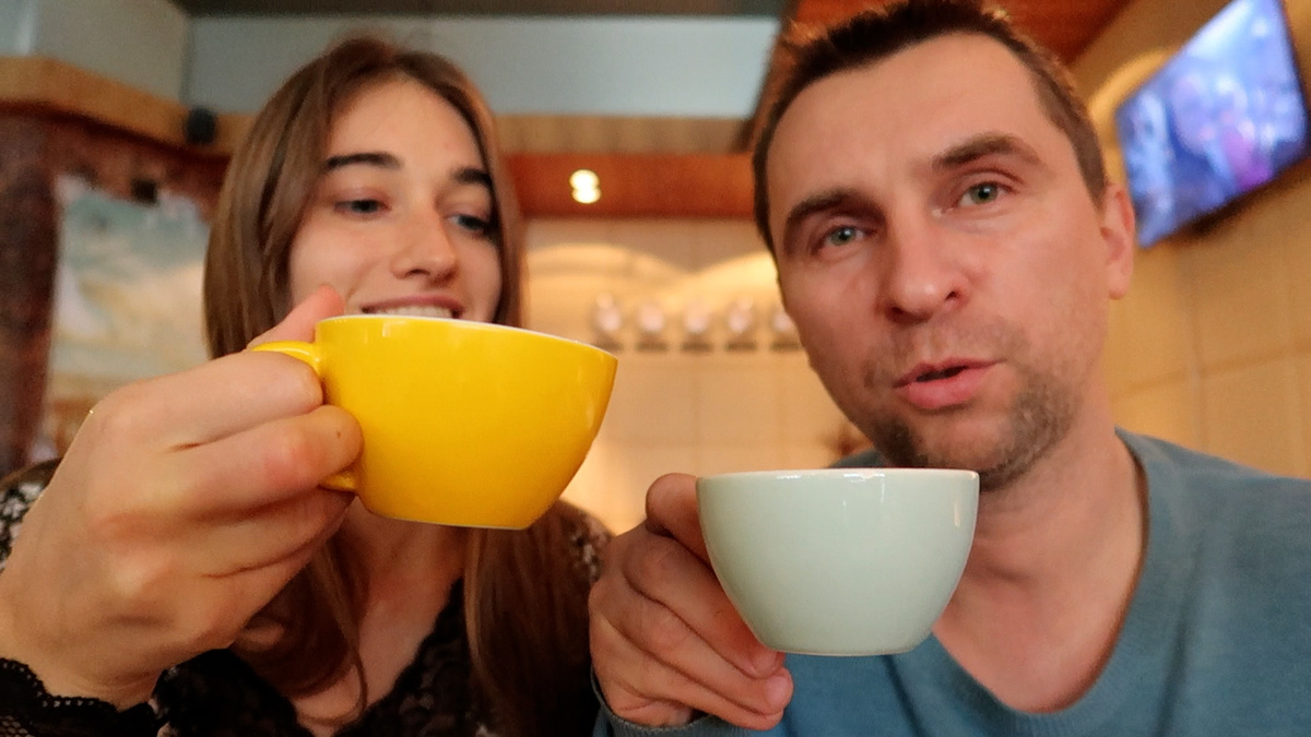 Кадр из того видео. В конце мы радовались, что преодолели эту ситуацию и улетаем.