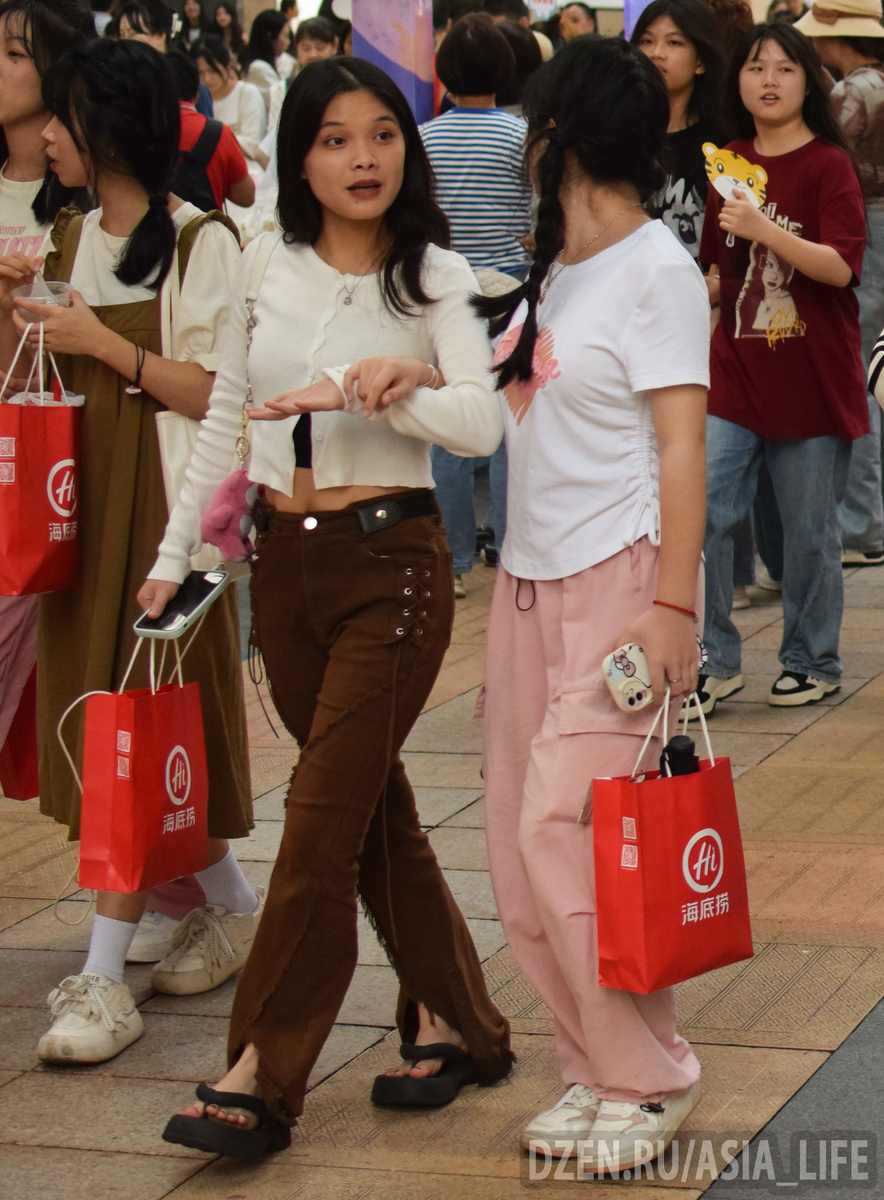 Когда китаянка увидела выского парня