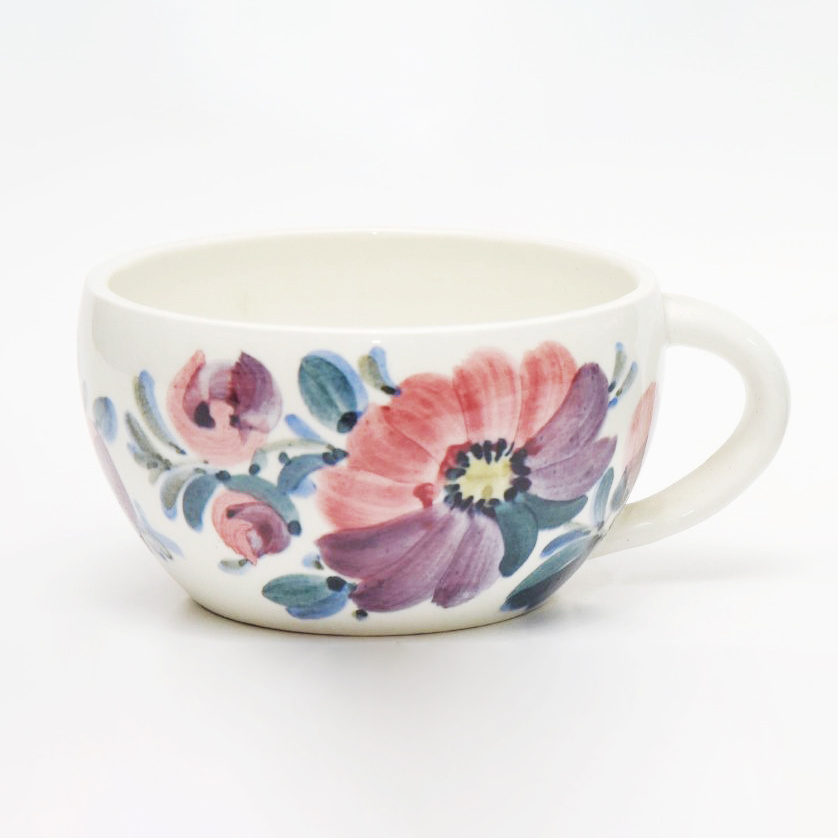 Чашка из набора для кваса «Розы». 1964 год, ЗиК. Автор Николай Сергеевич Гаврилов