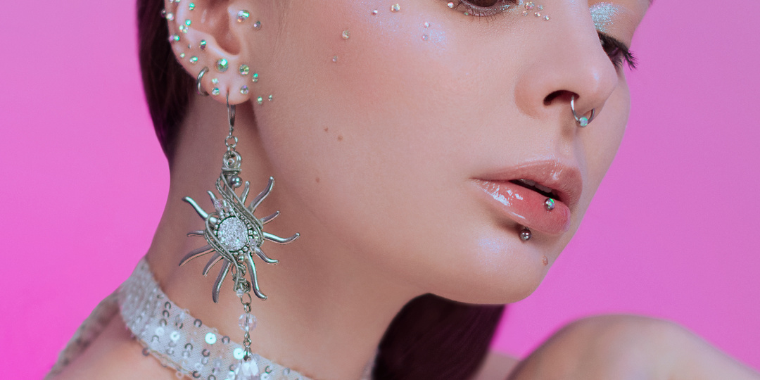 Зумеры изобрели моду на бедность: эстетика и романтизация недостаточного потребления