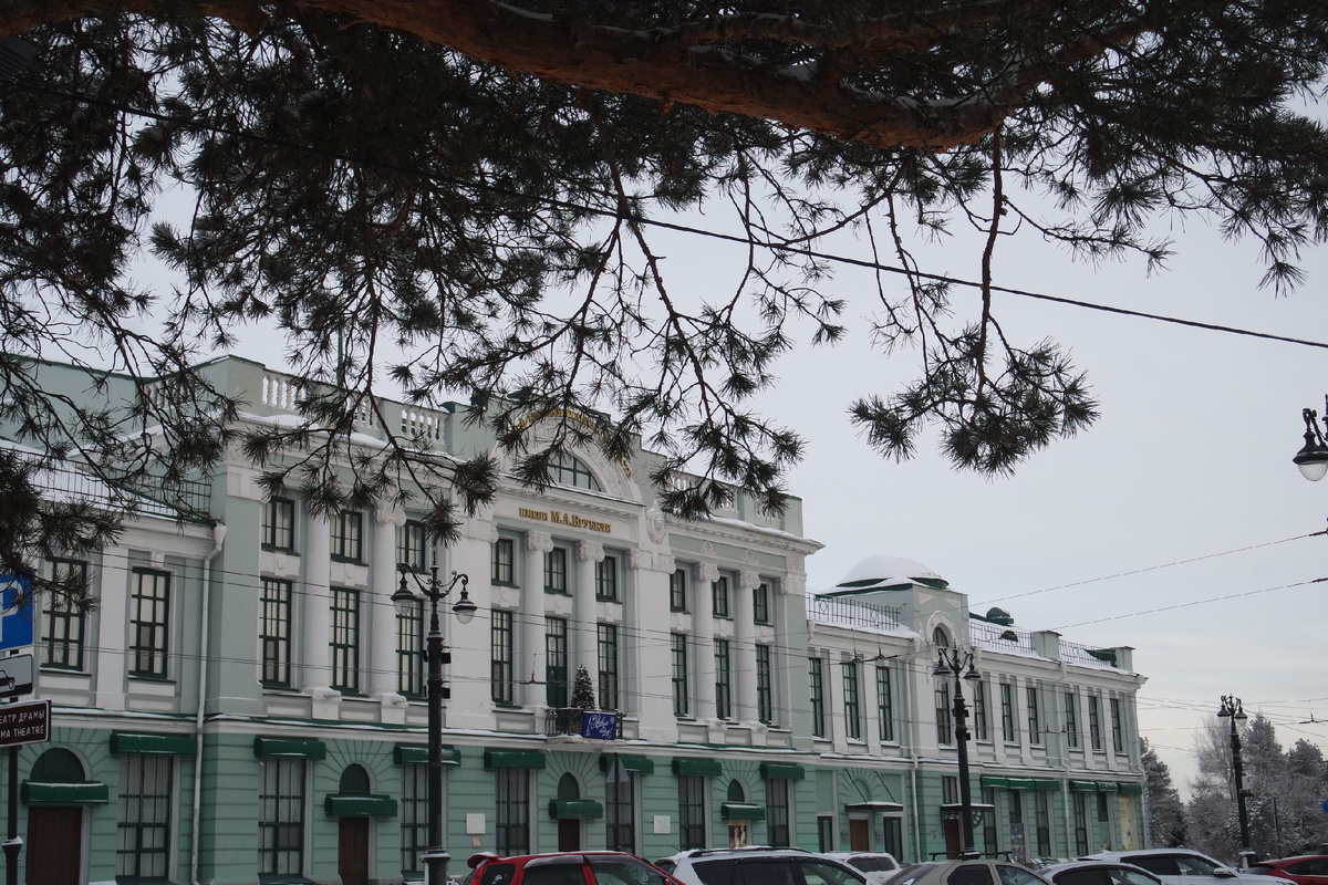 здание построено в 1911-1914 годы по проекту архитектора А. Д. Крячкова