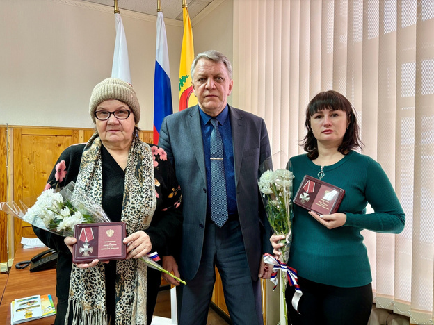    Двух омутнинских бойцов наградили орденами Мужества посмертно