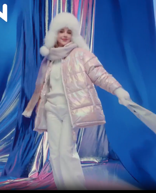 Кто снимается в рекламе Озон - Зимняя распродажа