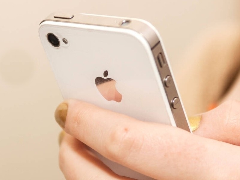    iPhone SE (2025) будет похож на смартфон Apple 15-летней давности [ФОТО]