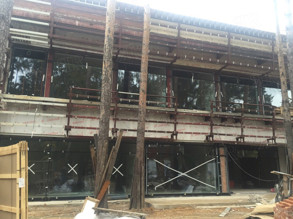 Реализованные проекты компании Ярмак - комплексное остекление коттеджа