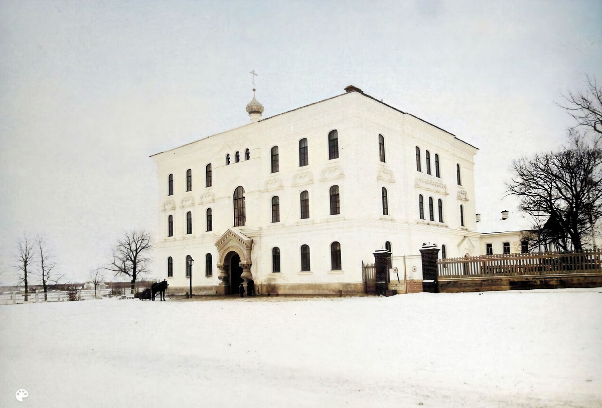 Ярославская глазная лечебница - Фасад здания лечебницы со стороны улицы