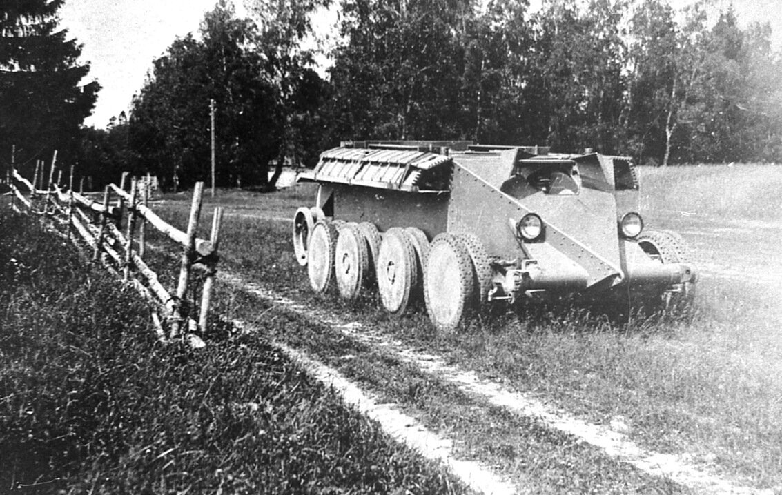 Танк БТ-1 на испытаниях в СССР