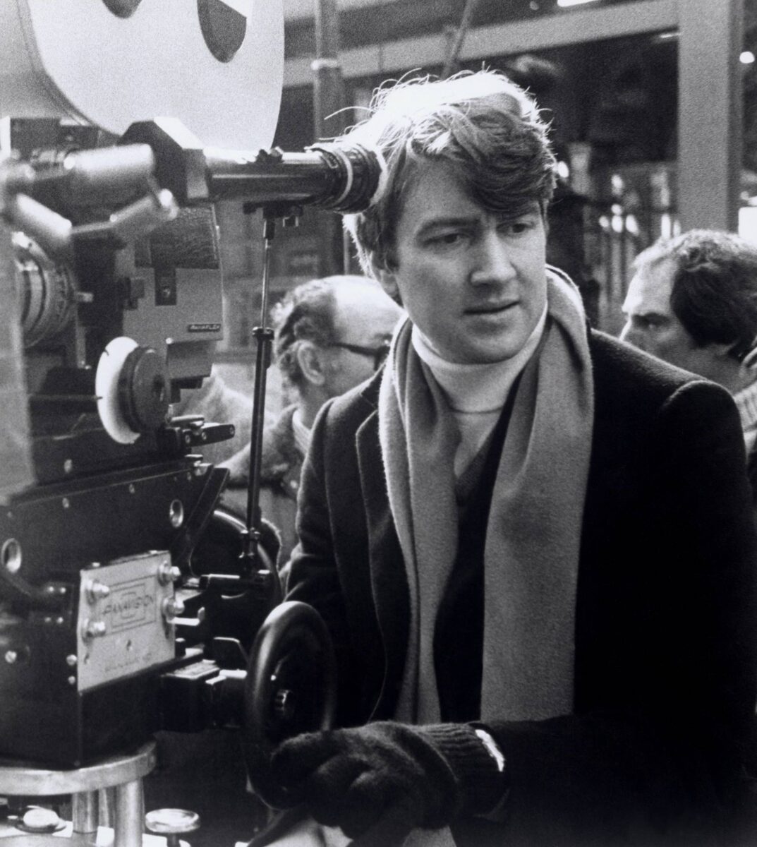    В юности Линч увлекался изящными искусствами. В 1967 году он снял свою первую ленту — это был мультфильм «Шестеро заболевают» для конкурса экспериментальной живописи и скульптуры / globallookpress.com