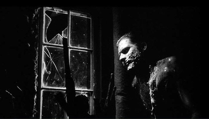    Первой полнометражной игровой работой Линча стала картина «Голова-ластик», которая вышла на экраны в 1977 году. Кинематографист выступил одновременно сценаристом, художником, монтажёром, сопродюсером и даже композитором ленты / kinopoisk.ru